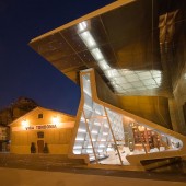 Pabellón Vinería Tondonia -  Zaha Hadid - España