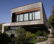 Villa Kiani – Makan Rahmanian and Kamran Heirati – Iran