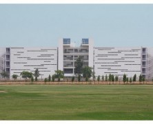 Dental College – Romi Khosla Design Studios – India