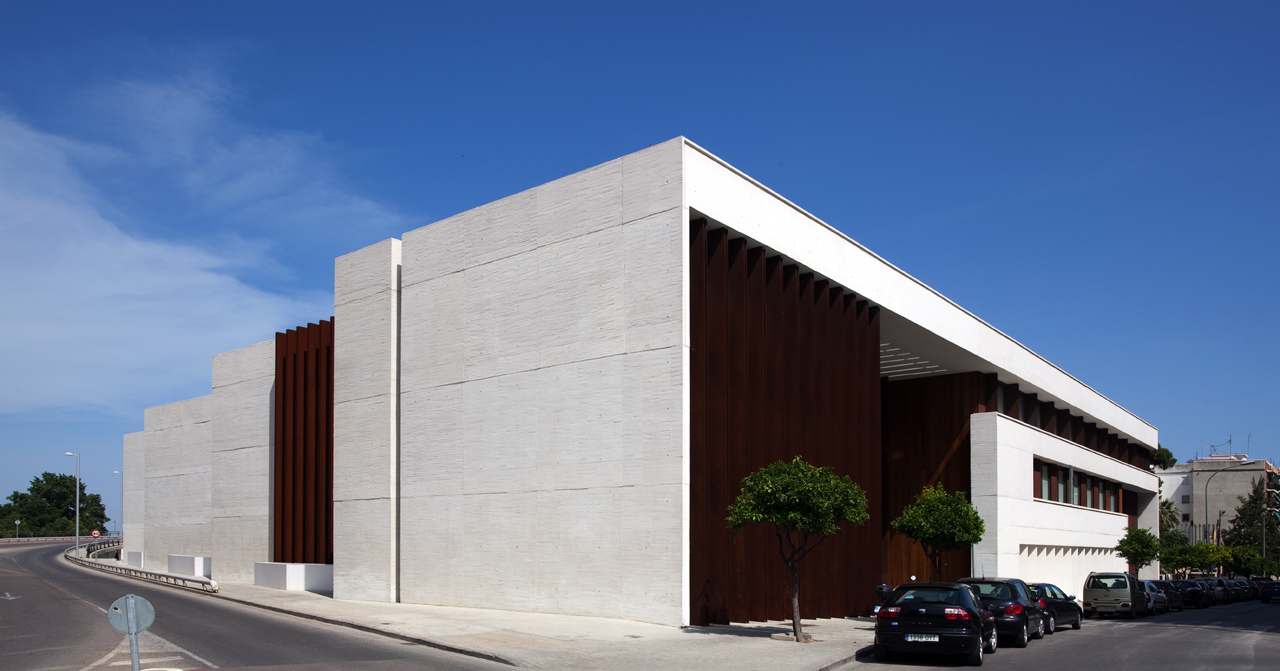 Seniors Residence and San José Chapel - Peñín Architects - Spain