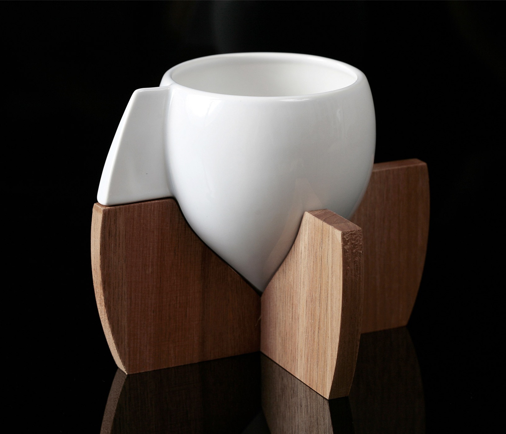 Skase teacup set by Steve Watson