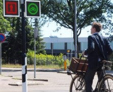 Three to one Traffic display – Dennis van Melick