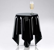 Illusion Table by Essey